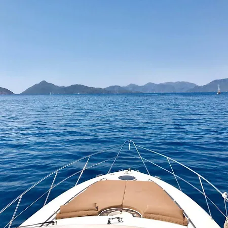 M/y Alex Fairline Squadron 55ft * Гёчек